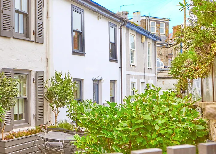 Entire Cottage, Central St Ives, Cornwall, A Few Mins Walk To Beaches